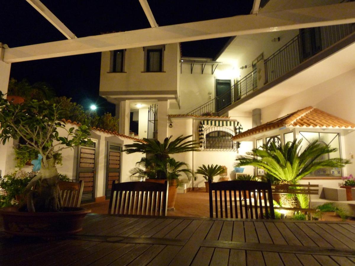 B&B Dea Fortuna Bacoli Exterior foto